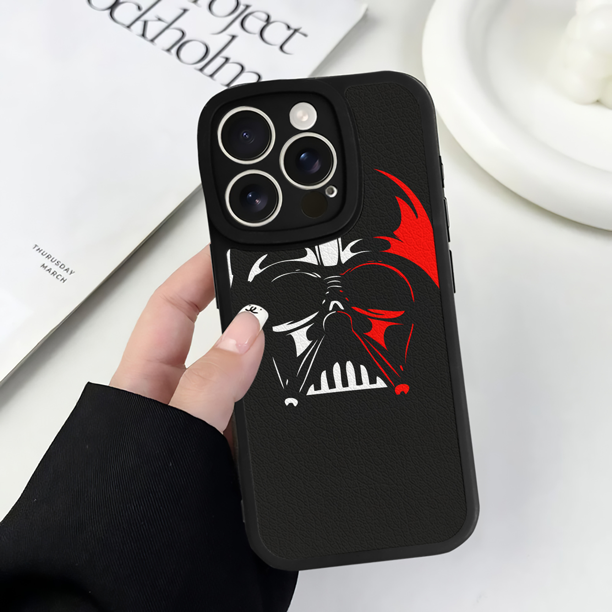 （画像用） スター・ウォーズ Star Wars 【iPhone 16シリーズ対応】シリコンスマホケース（レザー調） 材質：シリコン